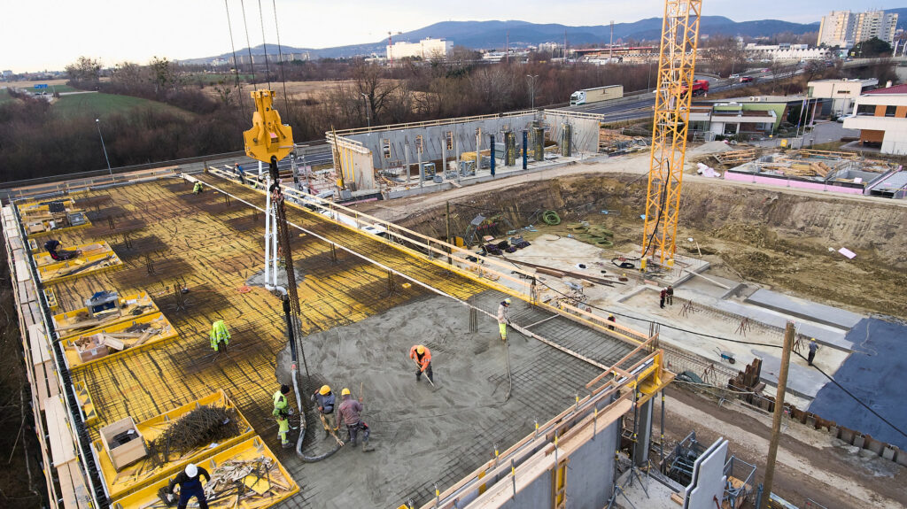 Baustelle: Blaue Lagune Bauzentrum