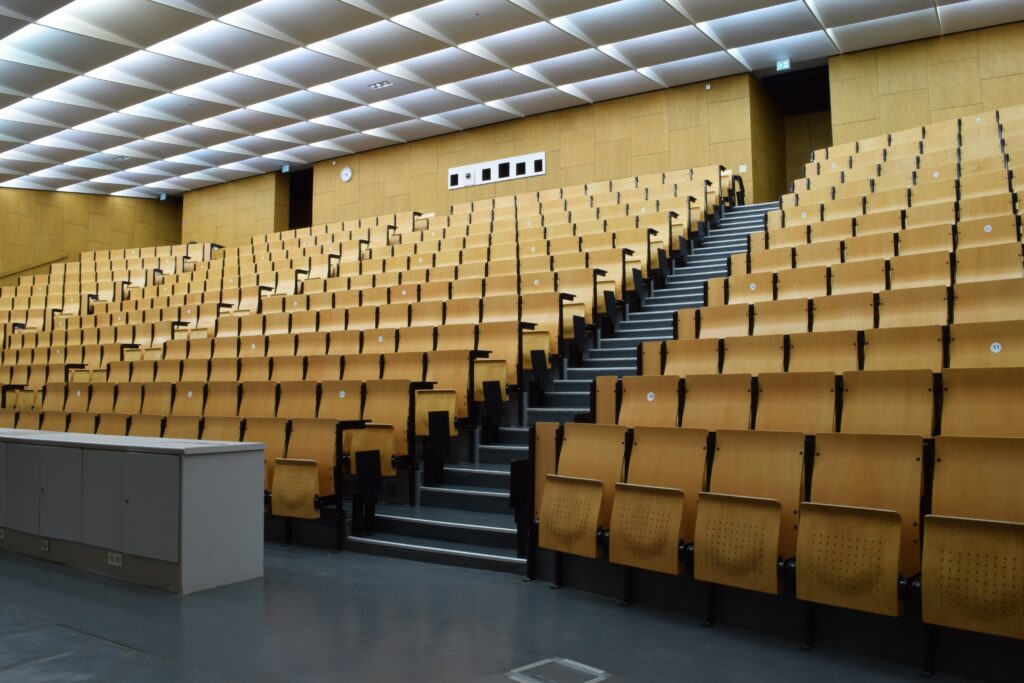 Großer Physik-Hörsaal des Audimax in Braunschweig