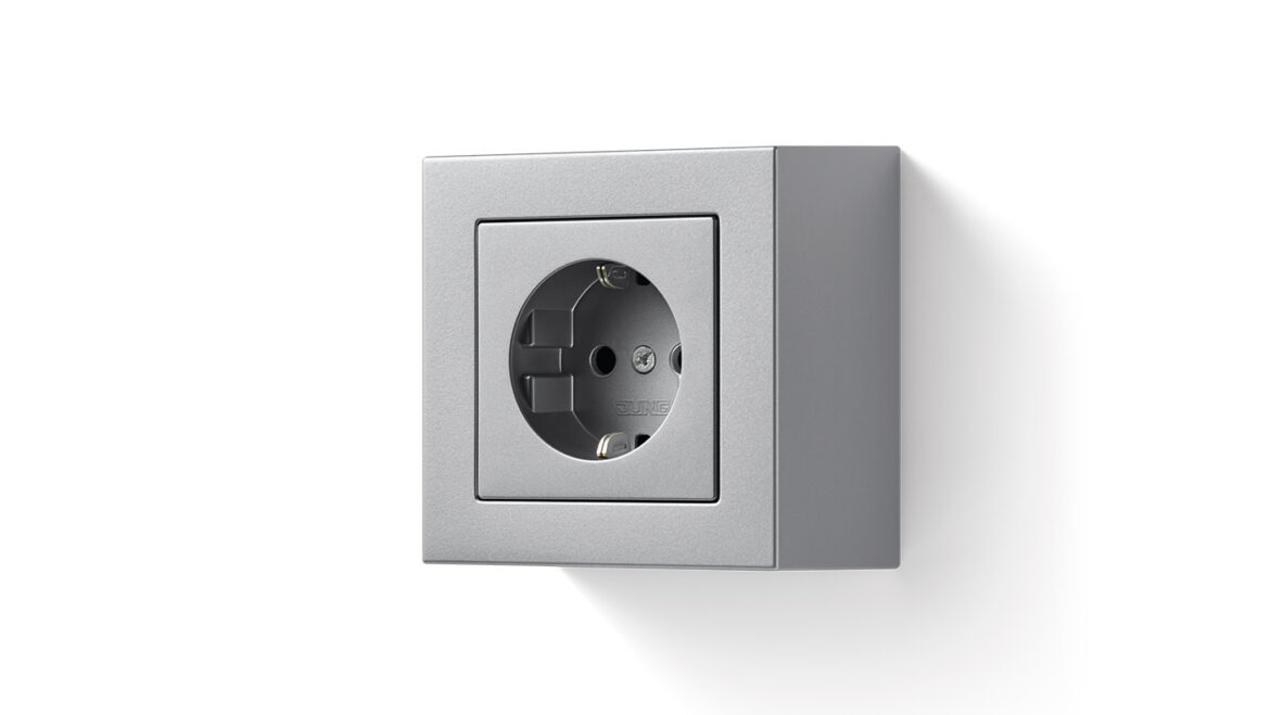 JUNG IMG ACUBE AL Socket SCHUKO 1PV 1400x788px RGB