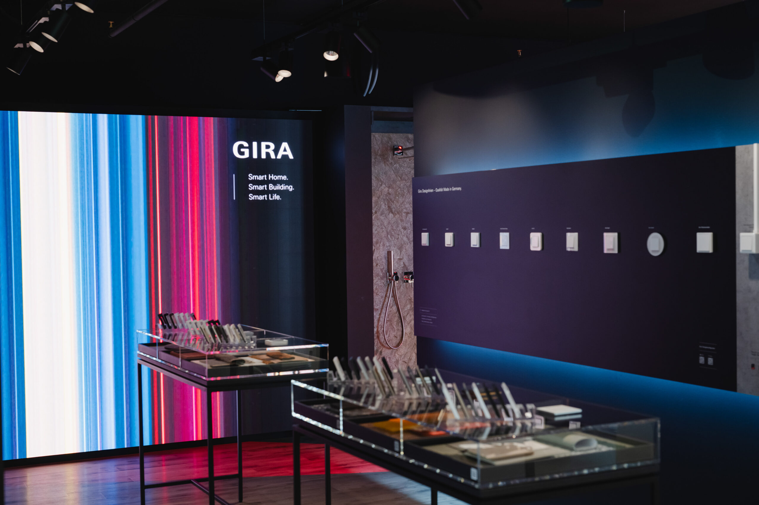 Gira Experience Center