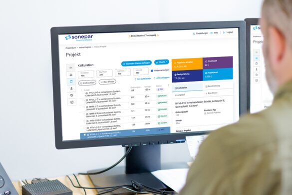 Eine Person arbeitet am Computer mit geöffneter Sonepar-Projektraum-Oberfläche, die Projektstatus, Angebote und Kalkulationsdaten anzeigt.