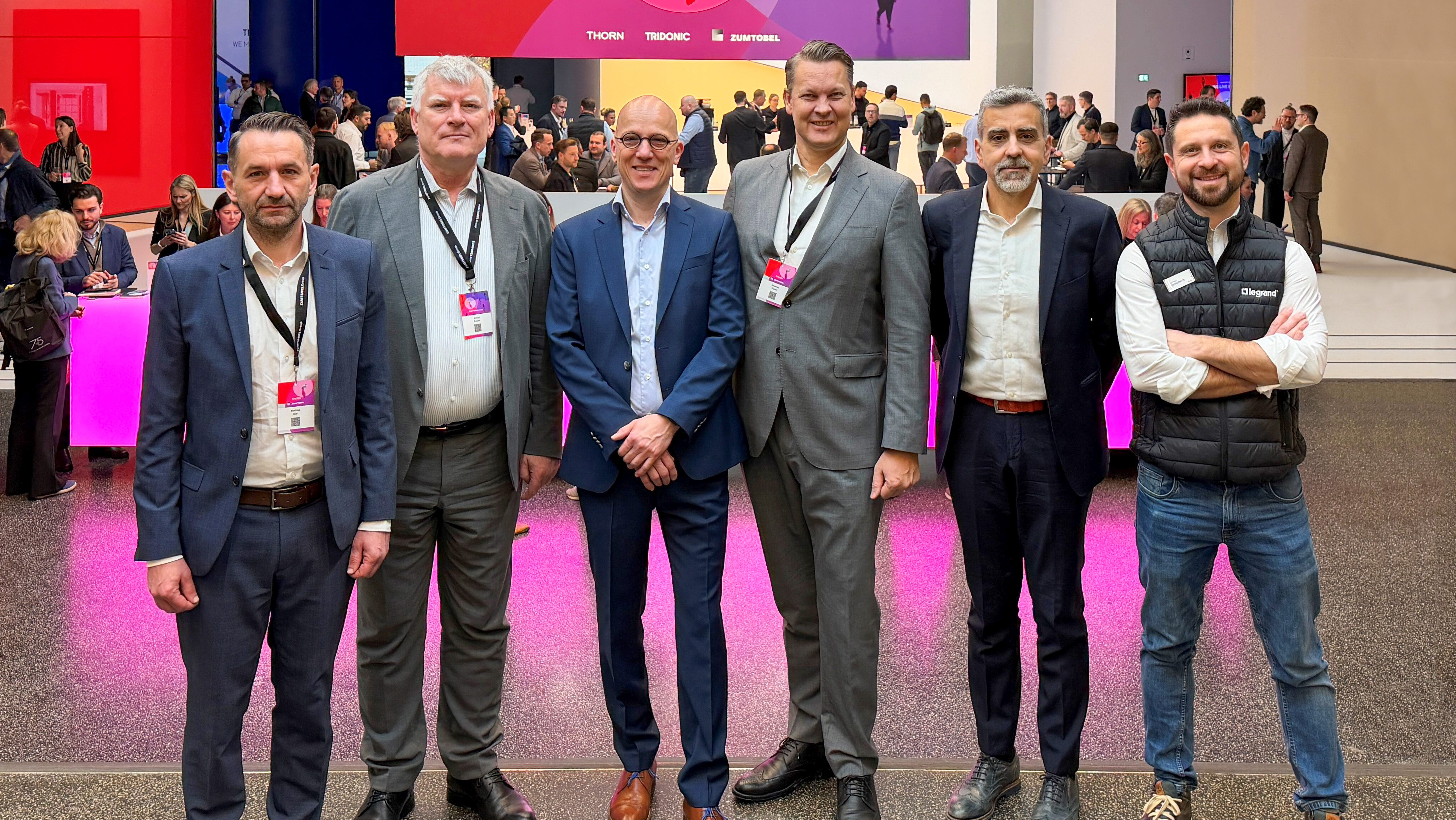 Legrand-Zumtobel-b-ndeln-Kr-fte