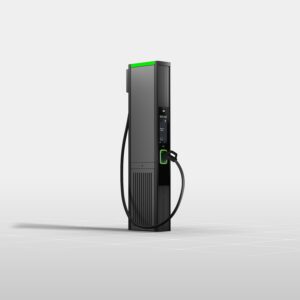 Einzelne Hochleistungs-Ladesäule für Elektrofahrzeuge im Studio.