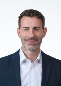 Porträt von Stefan Bauer-Gager, Geschäftsführer von Signify Österreich.