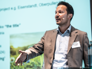 Boris Šešlija von Huawei Austria bei einem Vortrag am Austrian Energy Day.
